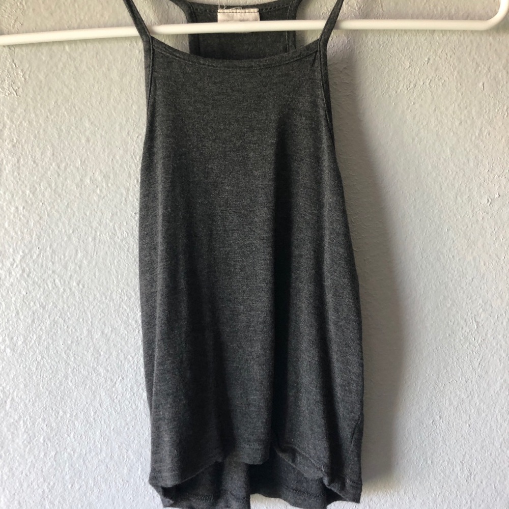 grey crop top
